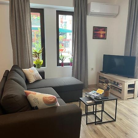 Studio Marrone On Bogoridi Burgas City Exterior foto