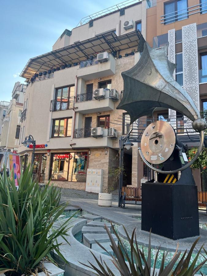 Studio Marrone On Bogoridi Burgas City Exterior foto
